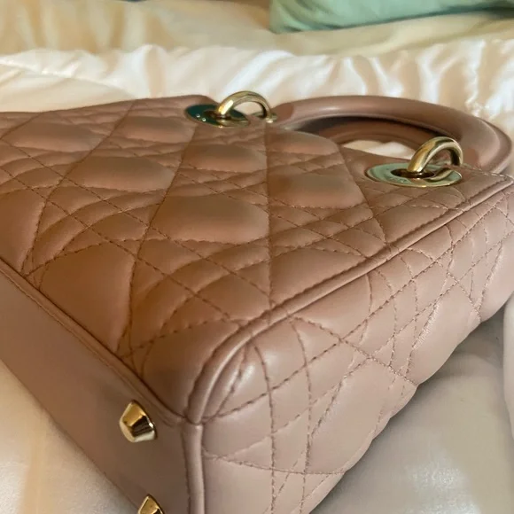 Mini Lady Dior - Picture 10 of 16